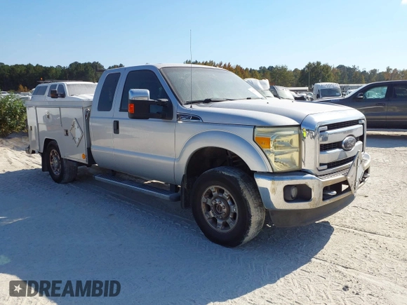 2012 Ford F-250 XL with VIN 1FT7X2B67CEA81674, listed as a IAAI auction lot 40652082 with 264,247 mi miles and . Bid and sale history available at DreamBid. Image 1.