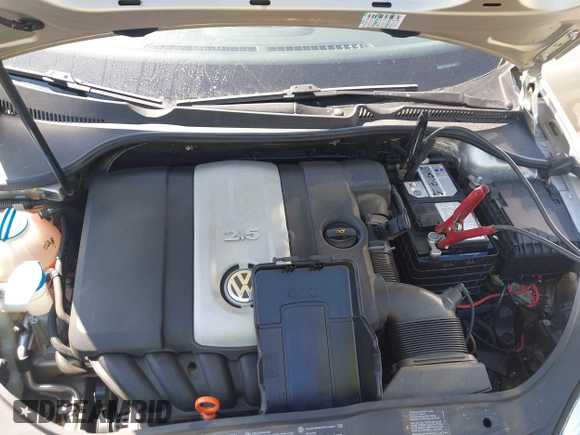 2006 Volkswagen Jetta Sedan 2.5L with VIN 3VWSG71K46M798471, listed as a IAAI auction lot 41982917 with 32,389 mi miles. Bid and sale history available at carsss.com. Image 10.