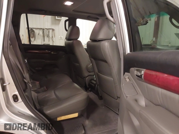 2008 Lexus GX 470 with VIN JTJBT20X480157631, listed as a IAAI auction lot 41965864 with 238,660 mi miles. Bid and sale history available at carsss.com. Image 8.