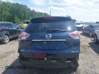 2016 Nissan Rogue SV z VIN 5N1AT2MV7GC747967, wystawiony jako IAAI lot #42231369 z przebiegiem 98 945 mil mil oraz . Historia ofert i sprzedaży dostępna na DreamBid. Obrazek 16.