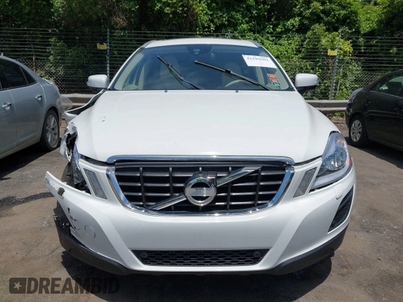 2013 Volvo XC60 3.2L z VIN YV4952DL7D2429586, wystawiony jako IAAI lot #42299502 z przebiegiem 101 249 mil mil oraz . Historia ofert i sprzedaży dostępna na DreamBid. Obrazek 12.