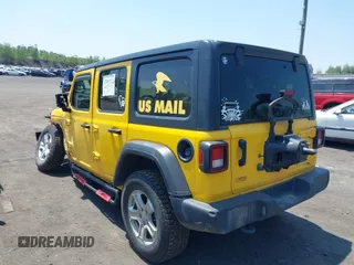 2021 Jeep Wrangler Unlimited Sport with VIN 1C4HJXKN9MW709420, listed as a IAAI auction lot 42403223 with 154,299 mi miles and . Bid and sale history available at DreamBid. Image 3.