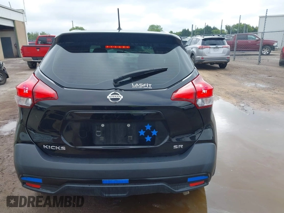 2019 Nissan Kicks SV z VIN 3N1CP5CU1KL526103, wystawiony jako IAAI lot #40405698 z przebiegiem 76 009 mil mil oraz . Historia ofert i sprzedaży dostępna na DreamBid. Obrazek 17.