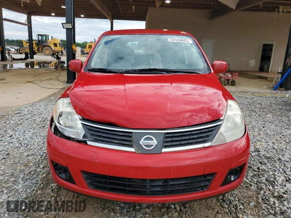 2007 Nissan Versa S z VIN 3N1BC13E27L446857, wystawiony jako Copart lot #54938895 z przebiegiem 243 248 mil mil oraz Szkoda całkowita • Salvage title. Historia ofert i sprzedaży dostępna na DreamBid. Obrazek 5.