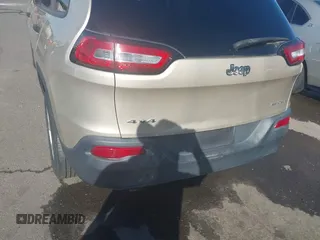 2015 Jeep Cherokee Sport с VIN 1C4PJMAB9FW520075, выставлен на аукционе IAAI как лот 42369985 с пробегом 127 788 миль миль и . История ставок и продаж доступна на DreamBid. Изображение 6.