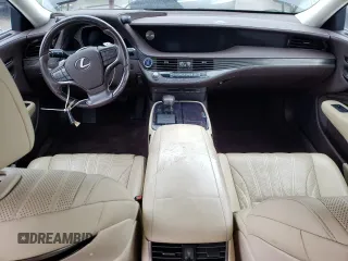 2018 Lexus LS z VIN JTHCY1FF1J5001281, wystawiony jako Copart lot #45752233 z przebiegiem 54 158 mil mil oraz . Historia ofert i sprzedaży dostępna na DreamBid. Obrazek 8.