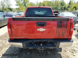 2008 Chevrolet Silverado 1500 Work Truck with VIN 1GCEC19X28Z299372, listed as a Copart auction lot 69001194 with 223,802 mi miles and Non Repairable. Bid and sale history available at carsss.com. Image 6.
