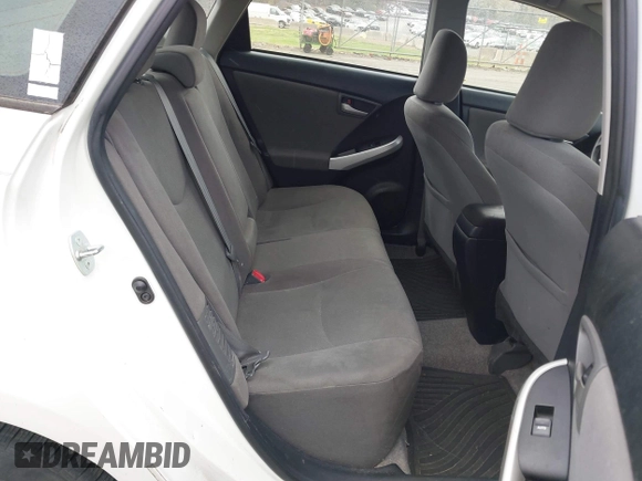 2015 Toyota Prius Four with VIN JTDKN3DU2F0430937, listed as a IAAI auction lot 41961875 with 305,044 mi miles. Bid and sale history available at carsss.com. Image 8.