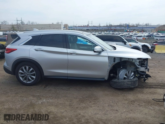 2019 Infiniti QX50 Luxe with VIN 3PCAJ5M37KF148220, listed as a IAAI auction lot 41881786 with 34,606 mi miles and . Bid and sale history available at DreamBid. Image 13.