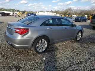 2013 Chrysler 200 LX with VIN 1C3CCBAB8DN660221, listed as a Copart auction lot 87164134 with 111,220 mi miles and Salvage Title. Bid and sale history available at carsss.com. Image 3.
