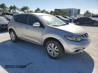 2014 Nissan Murano LE z VIN JN8AZ1MU5EW419404, wystawiony jako Copart lot #49794815 z przebiegiem 98 881 mil mil oraz Czysty tytuł • Clean title. Historia ofert i sprzedaży dostępna na DreamBid. Obrazek 4.
