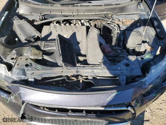 2010 Mitsubishi Outlander XLS with VIN JA4JT4AX2AZ003648, listed as a Copart auction lot 80018994 with 135,872 mi miles and Salvage Title. Bid and sale history available at carsss.com. Image 12.