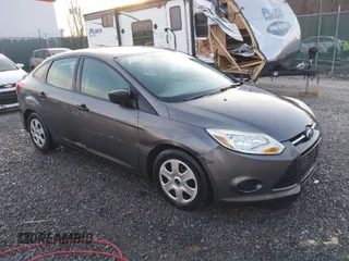 2013 Ford Focus S with VIN 1FADP3E20DL156901, listed as a IAAI auction lot 41784334 with 190,821 mi miles. Bid and sale history available at carsss.com. Image 1.