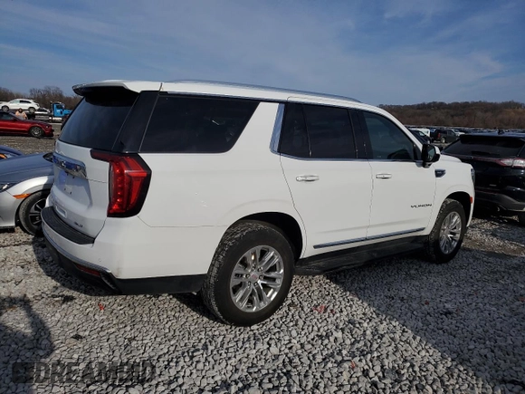 2023 GMC Yukon SLT with VIN 1GKS2BKD7PR157629, listed as a Copart auction lot 43967425 with 66,850 mi miles and Clean Title. Bid and sale history available at carsss.com. Image 3.