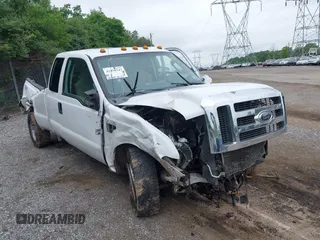 2008 Ford F-250 XL с VIN 1FTSX21598ED46945, выставлен на аукционе IAAI как лот 42450543 с пробегом 191 670 миль миль и . История ставок и продаж доступна на DreamBid. Изображение 18.