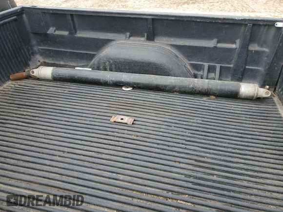 1994 GMC Sierra 1500 z VIN 2GTEK19K7R1531515, wystawiony jako Copart lot #45211685 z przebiegiem 286 840 mil mil oraz Szkoda całkowita • Salvage title. Historia ofert i sprzedaży dostępna na DreamBid. Obrazek 12.