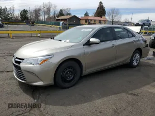 2015 Toyota Camry XLE with VIN 4T4BF1FK8FR512064, listed as a Copart auction lot 48870315 with 54,069 mi miles and Salvage Title. Bid and sale history available at carsss.com. Image 1.