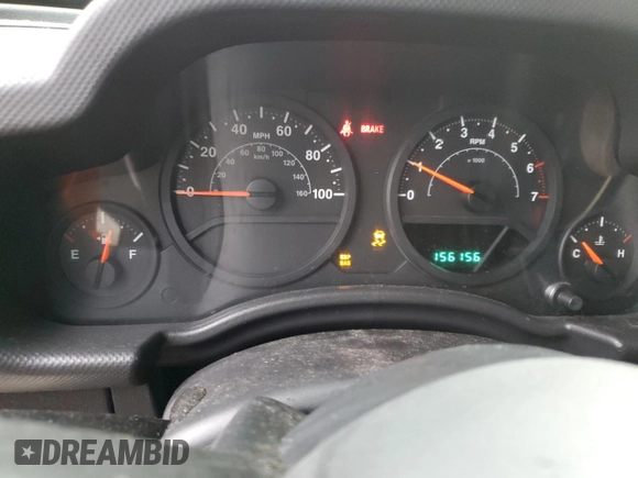 2007 Jeep Wrangler Unlimited X with VIN 1J4GA39177L105582, listed as a Copart auction lot 88912935 with 156,156 mi miles and Salvage Title. Bid and sale history available at DreamBid. Image 9.