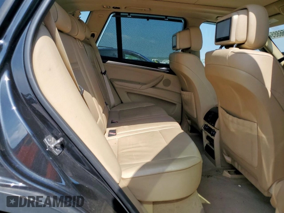 2012 BMW X5 35d with VIN 5UXZW0C57CL664245, listed as a Copart auction lot 58356885 with 148,517 mi miles and Clean title. Bid and sale history available at DreamBid. Image 10.