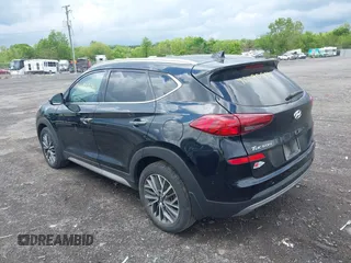 2020 Hyundai Tucson Sport z VIN KM8J3CAL9LU231915, wystawiony jako IAAI lot #42190946 z przebiegiem 40 439 mil mil oraz . Historia ofert i sprzedaży dostępna na DreamBid. Obrazek 3.