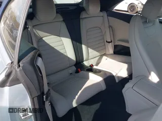2018 Mercedes-Benz C 300 с VIN WDDWK4KB2JF610609, выставлен на аукционе IAAI как лот 41924781 с пробегом 79 438 миль миль и . История ставок и продаж доступна на DreamBid. Изображение 8.