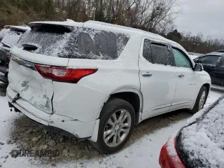 2020 Chevrolet Traverse High Country with VIN 1GNEVNKW1LJ214717, listed as a Copart auction lot 81222304 with 122,915 mi miles and Salvage Title. Bid and sale history available at carsss.com. Image 3.