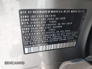 2024 Volkswagen Taos SE z VIN 3VVEX7B21RM001601, wystawiony jako IAAI lot #41406215 z przebiegiem 8 557 mil mil oraz . Historia ofert i sprzedaży dostępna na DreamBid. Obrazek 9.