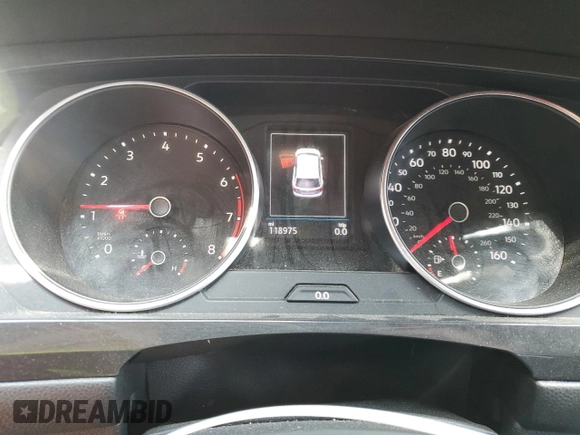 2018 Volkswagen Tiguan S with VIN 3VV0B7AX6JM094609, listed as a Copart auction lot 59550215 with 118,975 mi miles and Salvage title. Bid and sale history available at DreamBid. Image 9.