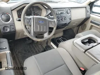 2010 Ford F-250 XL z VIN 1FTSX2B51AEB05501, wystawiony jako Copart lot #43577695 z przebiegiem 183 441 mil mil oraz Szkody całkowita. Historia ofert i sprzedaży dostępna na DreamBid. Obrazek 8.