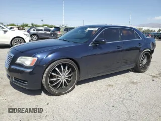 2012 Chrysler 300 z VIN 2C3CCAAG6CH196942, wystawiony jako Copart lot #56934835 z przebiegiem 166 945 mil mil oraz Szkoda całkowita • Salvage title. Historia ofert i sprzedaży dostępna na DreamBid. Obrazek 1.