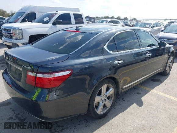 2008 Lexus LS 460 L z VIN JTHGL46F885026836, wystawiony jako IAAI lot #41881113 z przebiegiem 124 883 mil mil oraz . Historia ofert i sprzedaży dostępna na DreamBid. Obrazek 4.