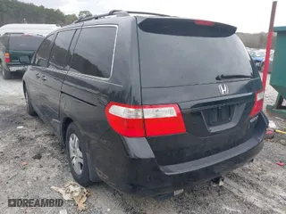 2005 Honda Odyssey EX-L with VIN 5FNRL38745B130034, listed as a IAAI auction lot 41800841 with 266,620 mi miles. Bid and sale history available at carsss.com. Image 3.