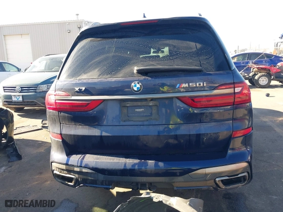 2021 BMW X7 M50i with VIN 5UXCX6C0XM9E15417, listed as a IAAI auction lot 41402910 with 70,768 mi miles. Bid and sale history available at carsss.com. Image 16.
