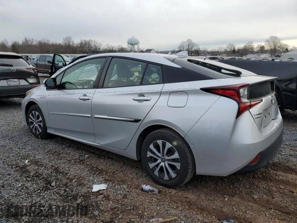 2020 Toyota Prius LE with VIN JTDL9RFU6L3016384, listed as a Copart auction lot 50052665 with Not Provided miles and Salvage Title. Bid and sale history available at DreamBid. Image 2.
