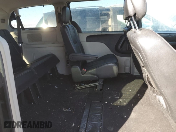 2015 Chrysler Town & Country Touring with VIN 2C4RC1BG6FR596454, listed as a Copart auction lot 45336685 with 114,070 mi miles and Salvage Title. Bid and sale history available at DreamBid. Image 11.