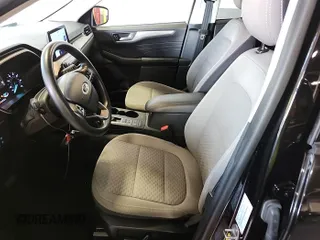 2021 Ford Escape SE with VIN 1FMCU0G69MUA67783, listed as a IAAI auction lot 42785516 with 42,013 mi miles and . Bid and sale history available at DreamBid. Image 20.