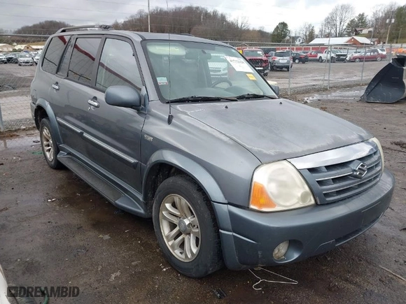 2005 Suzuki XL-7 LX with VIN JS3TY92V054102693, listed as a IAAI auction lot 41502628 with 253,467 mi miles. Bid and sale history available at carsss.com. Image 1.