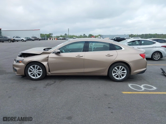 2018 Chevrolet Malibu LT with VIN 1G1ZD5ST3JF211359, listed as a IAAI auction lot 41964040 with 104,037 mi miles. Bid and sale history available at carsss.com. Image 15.