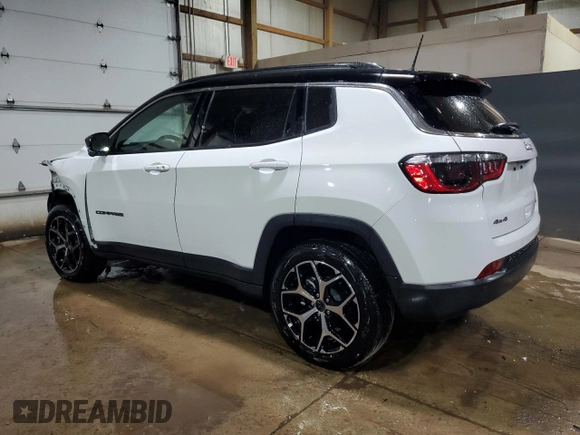 2025 Jeep Compass Limited with VIN 3C4NJDCN8ST591962, listed as a Copart auction lot 62530195 with 3,062 mi miles and Clean title. Bid and sale history available at DreamBid. Image 2.