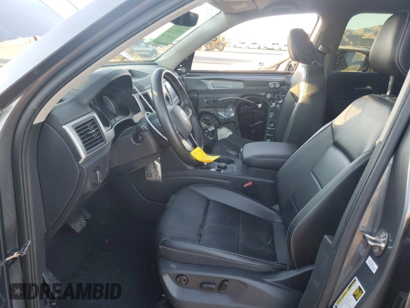 2021 Volkswagen Atlas SE z VIN 1V2LP2CA2MC589404, wystawiony jako Copart lot #84116254 z przebiegiem 54 955 mil mil oraz Szkody całkowita. Historia ofert i sprzedaży dostępna na DreamBid. Obrazek 7.