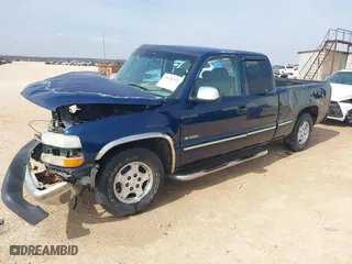 2000 Chevrolet C/K 1500 with VIN 1GCEC19W3YZ118772, listed as a IAAI auction lot 41678792 with 1 mi miles. Bid and sale history available at carsss.com. Image 2.