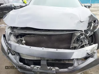 2019 Honda Civic Sedan EX with VIN 19XFC1F38KE201910, listed as a IAAI auction lot 41892284 with 319,049 mi miles. Bid and sale history available at carsss.com. Image 6.