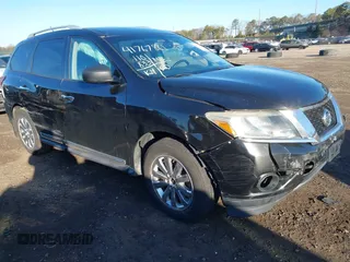 2014 Nissan Pathfinder SV with VIN 5N1AR2MM8EC616324, listed as a IAAI auction lot 41767861 with 110,833 mi miles. Bid and sale history available at carsss.com. Image 1.