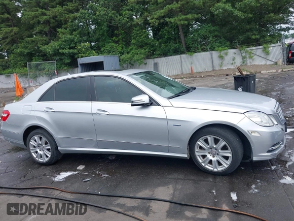 2012 Mercedes-Benz E 350 Luxury with VIN WDDHF8JB2CA611586, listed as a IAAI auction lot 42685335 with 214,413 mi miles and . Bid and sale history available at DreamBid. Image 13.