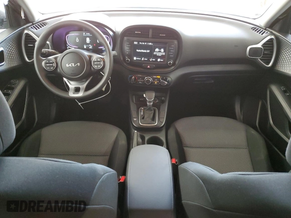 2025 Kia Soul LX with VIN KNDJ23AU0S7931948, listed as a Copart auction lot 54365495 with 8,046 mi miles and Clean Title. Bid and sale history available at DreamBid. Image 8.