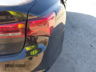 2015 Acura TLX Technology z VIN 19UUB1F58FA012180, wystawiony jako IAAI lot #41898569 z przebiegiem 72 265 mil mil oraz . Historia ofert i sprzedaży dostępna na DreamBid. Obrazek 6.