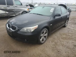 2007 BMW 5 Series 530xi with VIN WBANF73517CU21669, listed as a Copart auction lot 87451604 with 140,443 mi miles and Salvage Title. Bid and sale history available at carsss.com. Image 1.