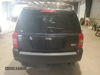 2015 Jeep Patriot High Altitude с VIN 1C4NJPFA5FD115982, выставлен на аукционе Copart как лот 55538215 с пробегом 79 674 миль миль и Списание • Salvage title. История ставок и продаж доступна на DreamBid. Изображение 6.