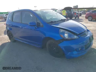 2008 Honda Fit Sport with VIN JHMGD38668S059677, listed as a IAAI auction lot 42018000 with 236,581 mi miles. Bid and sale history available at carsss.com. Image 1.