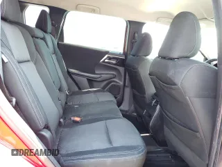 2022 Mitsubishi Outlander ES z VIN JA4J3TA80NZ040562, wystawiony jako Copart lot #60230295 z przebiegiem 139 874 mil mil oraz Czysty tytuł • Clean title. Historia ofert i sprzedaży dostępna na DreamBid. Obrazek 11.